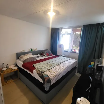 Rent this 1 bed apartment on Vellingenhoef 41 in 5037 JX Tilburg, Netherlands