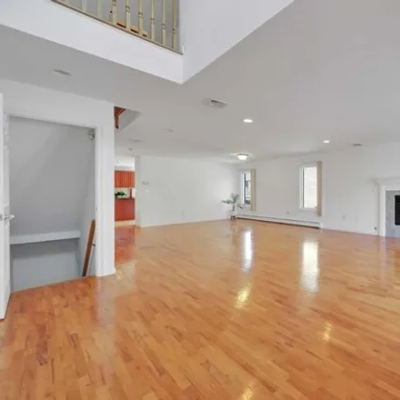 Image 5 - 539B 3rd St Unit B, Palisades Park, New Jersey, 07650 - Condo for sale