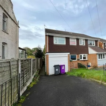Buy this 3 bed duplex on 52 Swan Bank in Goldthorn Hill, WV4 5PZ