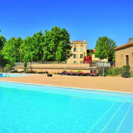 Buy this 2 bed apartment on Azille