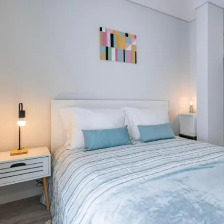 Rent this 2 bed apartment on Sociedade de Reabilitação Urbana in Rua da Correnteza 9, 1400-077 Lisbon
