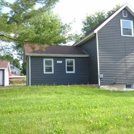 Buy this 3 bed house on 1283 West Delavan Drive in Janesville, WI 53546