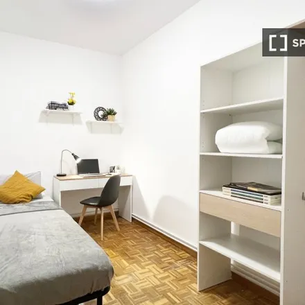 Rent this 9 bed room on Calle de Santa Lucía in 19, 28004 Madrid