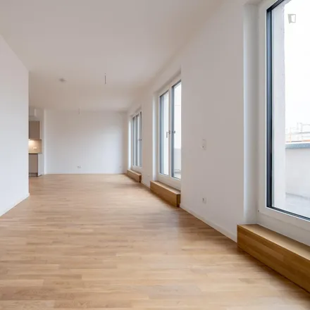 Image 2 - Georg-Klingenberg-Straße, 10318 Berlin, Germany - Apartment for rent