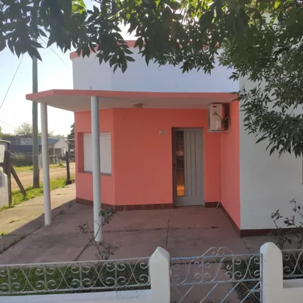 Buy this studio house on Pueyrredón in Departamento Colón, 3283 San José