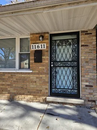 Buy this 3 bed house on 11611-11613 South Peoria Street in Chicago, IL 60827