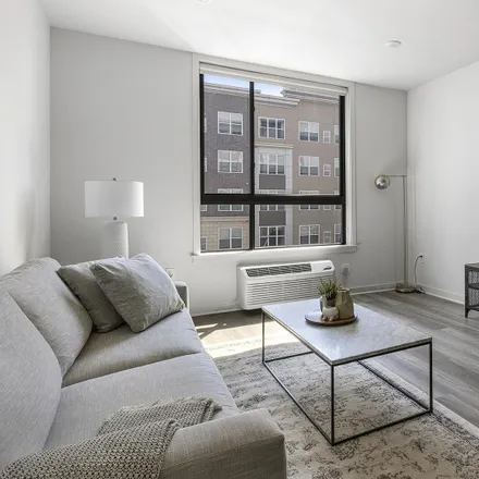 Image 2 - 30 Washington Avenue, Chrome, Carteret, NJ 07008, USA - Apartment for rent