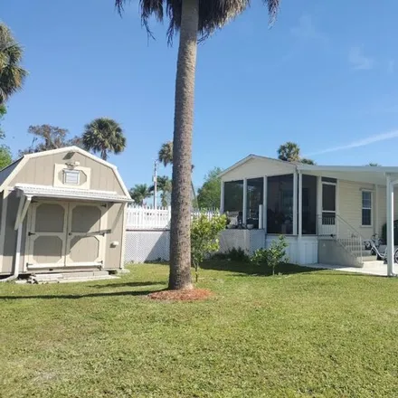 Buy this studio apartment on unnamed road in Okeechobee County, FL
