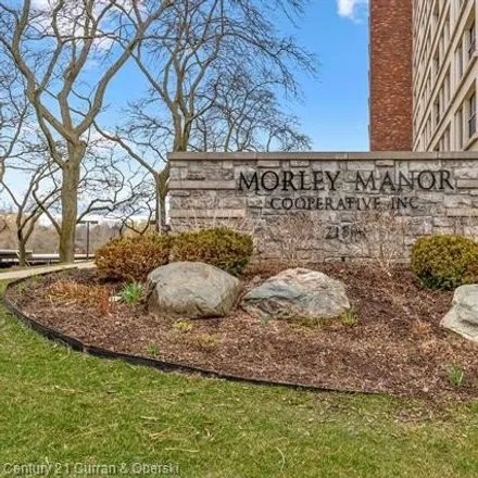 Image 2 - Amoco, 2740 Monroe Street, Dearborn, MI 48124, USA - Condo for sale