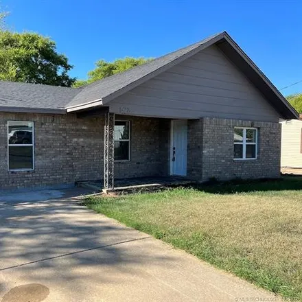 Buy this 3 bed house on Martin Luther King in Junior Boulevard, Sapulpa