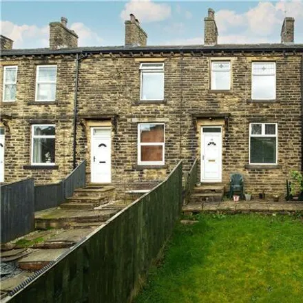 Buy this 3 bed townhouse on Crack Lane in Wilsden, BD15 0AT