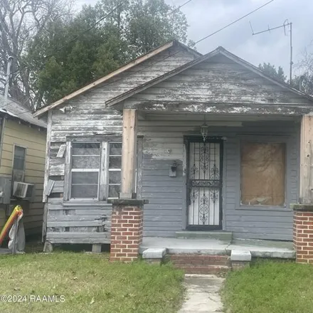 Buy this 3 bed house on 151 11th Street in Lafayette, LA 70501