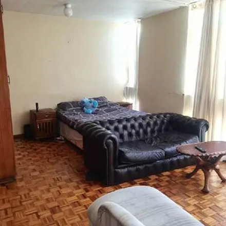 Image 3 - Glengarry Crescent, Nelson Mandela Bay Ward 2, Gqeberha, 6006, South Africa - Apartment for rent