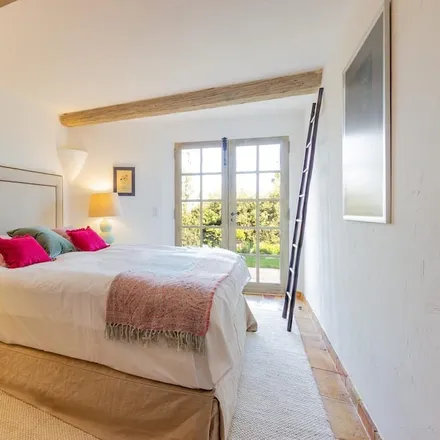 Rent this 5 bed house on 06140 Tourrettes-sur-Loup