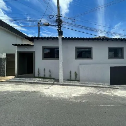 Image 2 - Rua Vereador Antõnio Methidieri, Canaã, Varginha - MG, 37005-510, Brazil - House for sale