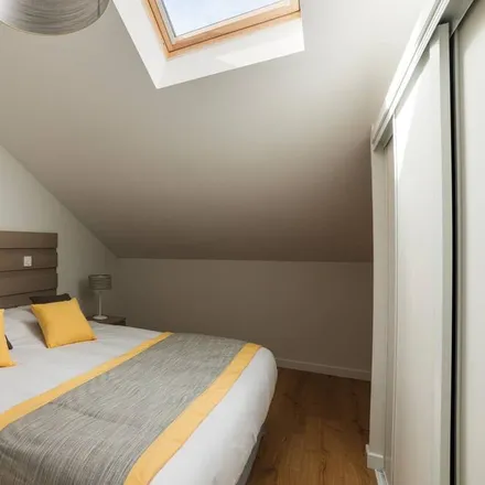 Rent this 2 bed apartment on Centre d'incendie et de secours de Biscarrosse in Route du Parterre, 40600 Biscarrosse
