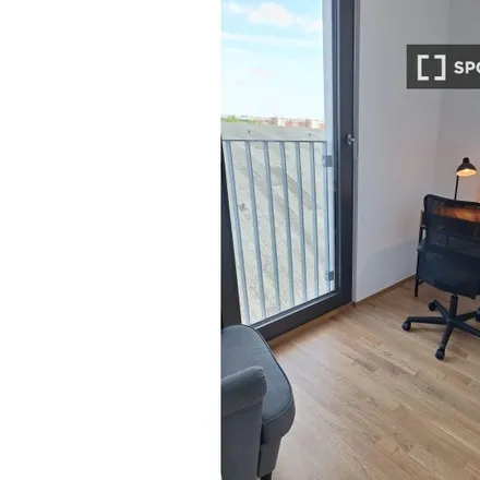 Image 2 - Headroom Broadcast, Rudower Chaussee 31, 12489 Berlin, Germany - Apartment for rent