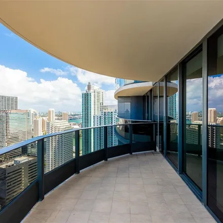 Rent this 2 bed apartment on Tenth Street/Promenade in Southeast 1st Avenue, Miami