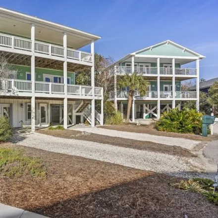 Image 2 - 199 Craigs Landing, Kure Beach, NC 28449, USA - House for sale