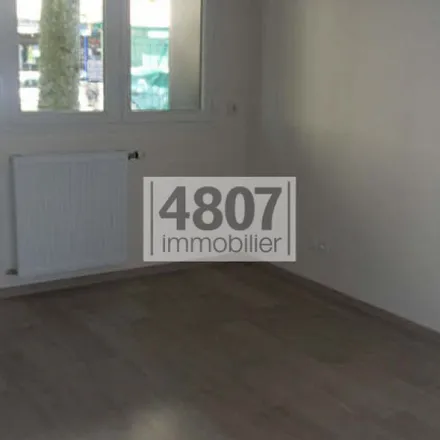Image 2 - 16 bis Avenue du Rhône, 74000 Annecy, France - Apartment for rent