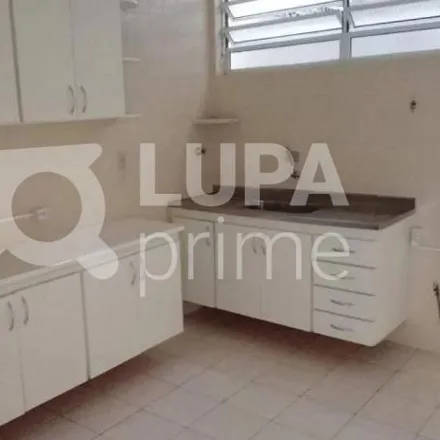 Buy this 2 bed house on Escola Estadual República da Bolívia in Rua Outeiro da Cruz 571, Jardim São Paulo
