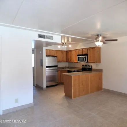 Image 3 - 1578 East 10th Street, Tucson, AZ 85719, USA - Condo for rent