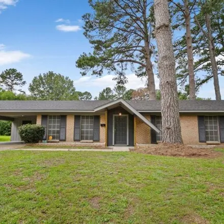 Buy this 3 bed house on 4647 Norway Dr in Jackson, Mississippi
