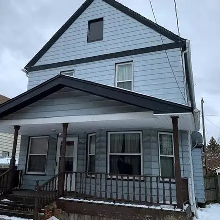 Buy this 5 bed duplex on 3901 Daisy Avenue in Cleveland, OH 44109
