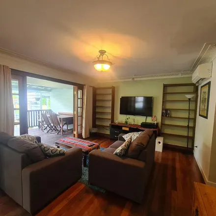 Rent this 3 bed apartment on 87 Zetland Street in Upper Mount Gravatt QLD 4122, Australia