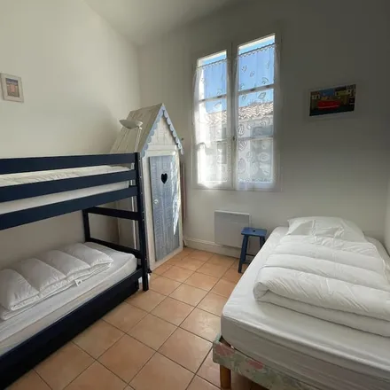Rent this 3 bed house on 17630 La Flotte