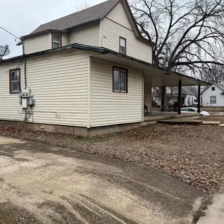 Image 3 - 278 East Van Buren Avenue, Arkansas City, KS 67005, USA - House for sale