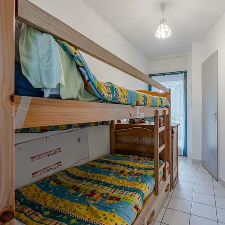Rent this 1 bed apartment on Centre d'incendie et de secours de Biscarrosse in Route du Parterre, 40600 Biscarrosse
