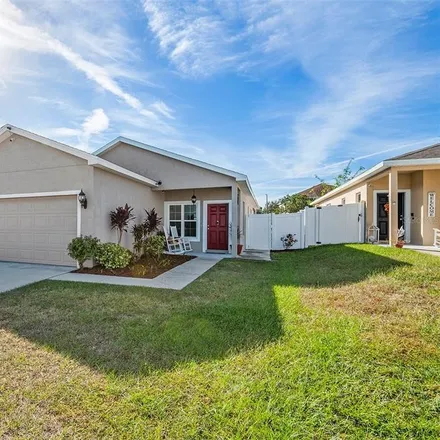 Image 3 - 3257 Whispering Trails Avenue, Winter Haven, FL 33884, USA - House for sale