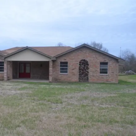 Buy this 4 bed house on 853 State Highway 105 in Sour Lake, Hardin County