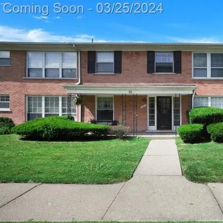 Rent this 1 bed condo on 3216 Shenandoah Drive in Royal Oak, MI 48073