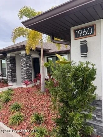 Image 3 - 730 Arunda Avenue Northeast, Palm Bay, FL 32905, USA - House for rent