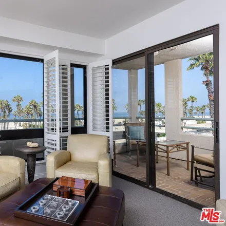 Image 3 - 49 Ocean Park Boulevard, Santa Monica, CA 90405, USA - House for rent