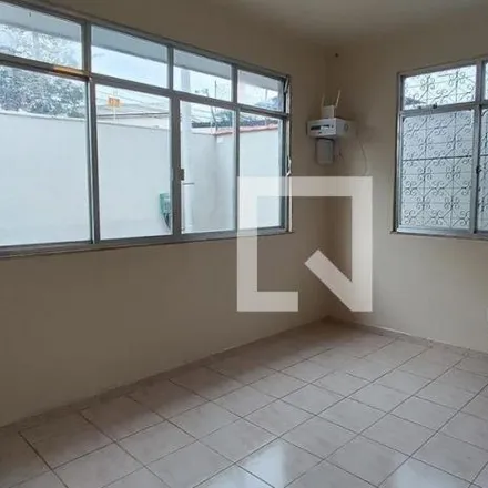 Rent this 3 bed apartment on Rua Sabara in Jardim 25 de Agosto, Duque de Caxias - RJ