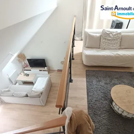 Rent this 3 bed apartment on 17 Rue du Moulin in 78730 Rochefort-en-Yvelines, France