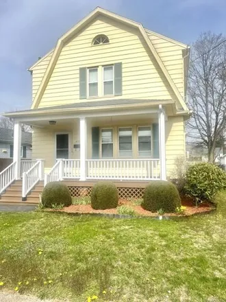 Buy this 3 bed house on 425 Circular Avenue in Hamden, CT 06514