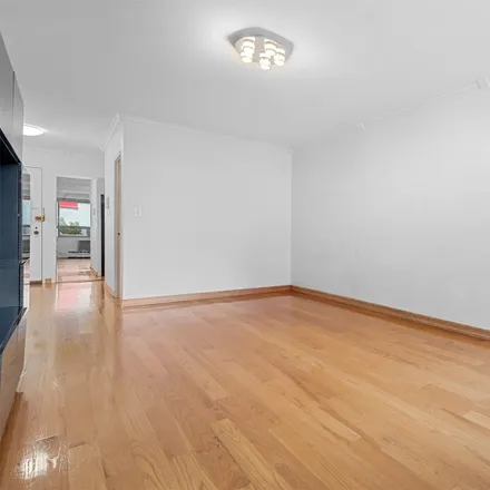 Image 6 - 61-15 97th Street, New York, NY 11374, USA - Condo for sale