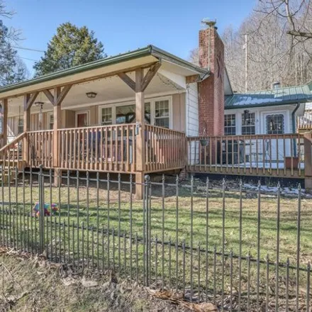 Buy this 3 bed house on 1901 Roaring Creek Road in Backwoods, Carter County