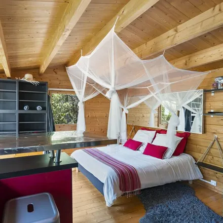 Rent this 5 bed house on 83470 Saint-Maximin-la-Sainte-Baume