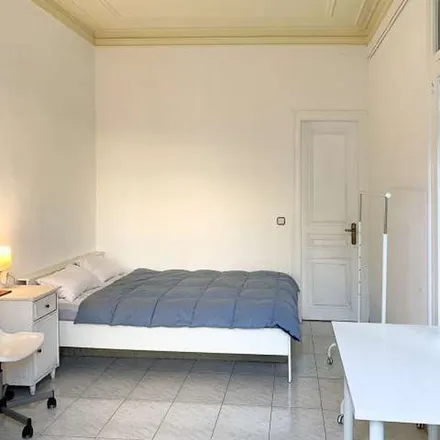 Rent this 3 bed apartment on Carrer de Girona in 4, 08009 Barcelona