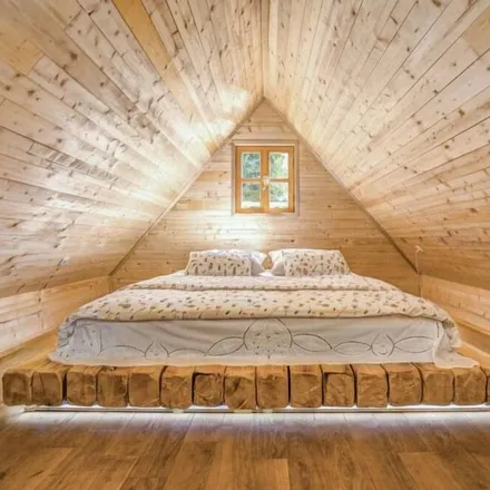 Rent this 1 bed house on Plitvice in D429, 53231 Plitvička Jezera