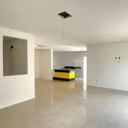 Rent this 3 bed house on Avenida Paulo Barreto de Menezes in Farolândia, Aracaju - SE