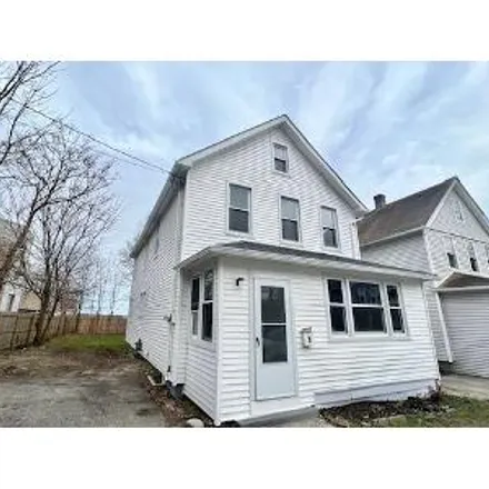 Buy this 3 bed house on 74 Ferry Boulevard in Stratford, CT 06615