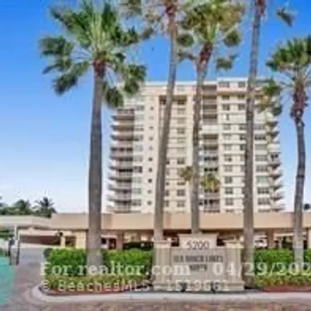 Image 1 - 5381 North Ocean Drive, Lauderdale-by-the-Sea, Broward County, FL 33308, USA - Condo for sale