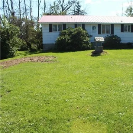 Buy this 3 bed house on 4444 State Route 31 in Euclid, Clay
