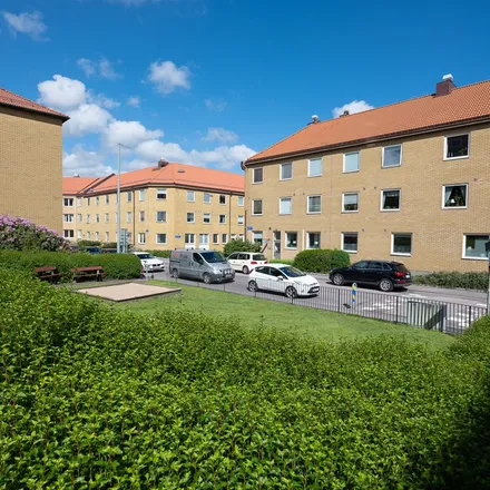Rent this 2 bed apartment on Svensksundsgatan 1-3 in 416 61 Gothenburg, Sweden